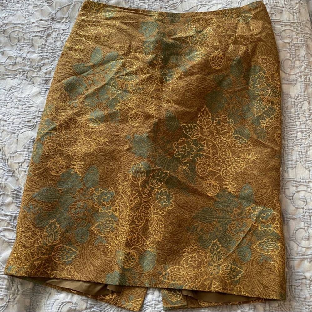 Nicole Miller Collection Neutral Multicolor Floral Wool Mid-Length Pencil Skirt